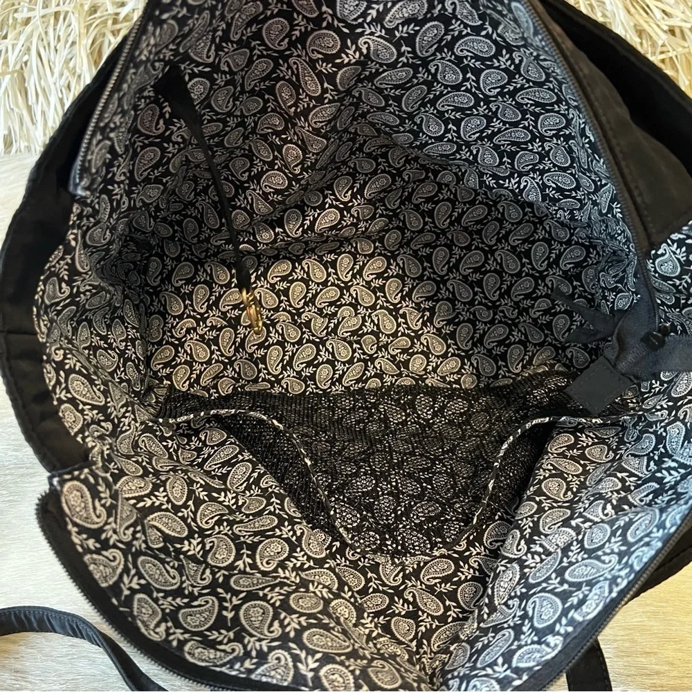 VERA BRADLEY Iconic Microfiber Baby Diaper Bag Black Paisley Interior Tote